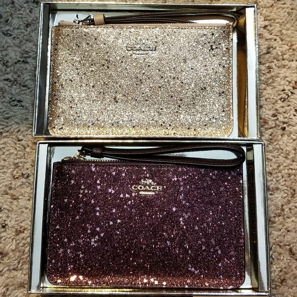 🍒NIB🍒 COACH STAR GLITTER WRISTLET + GIFT BOX - Picture 4 of 8